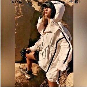 Free People Movement  Size M/L Peace Out Backpack Parachute Jacket Ivory Combo